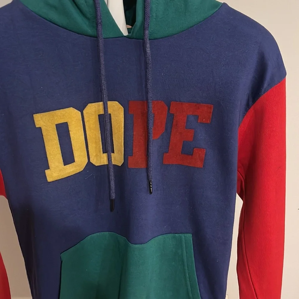 Hooded sweatshirt - Picture 2 of 5